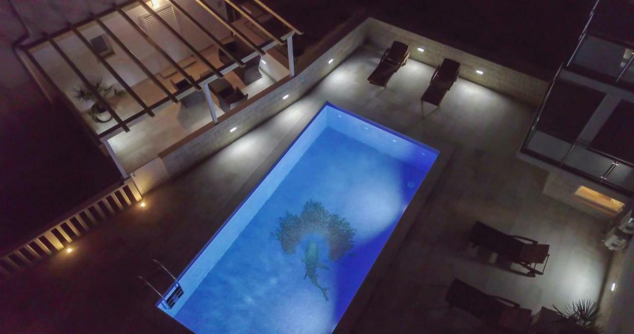 Apartments Sara 4 ボル エクステリア 写真